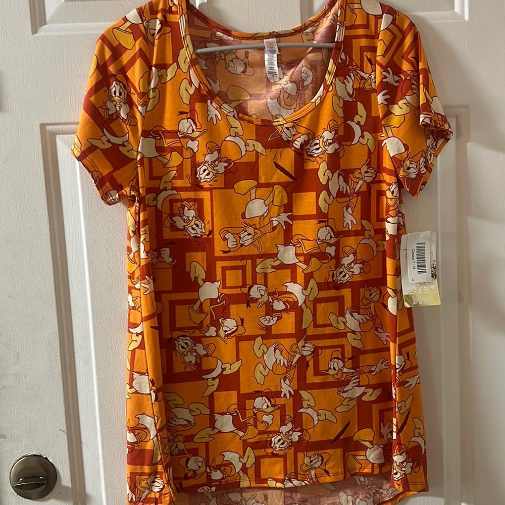 LULAROE DISNEY DONALD DUCK CLASSIC TEE: ORANGE/RED: NEW WITH TAGS: SIZE MEDIUM